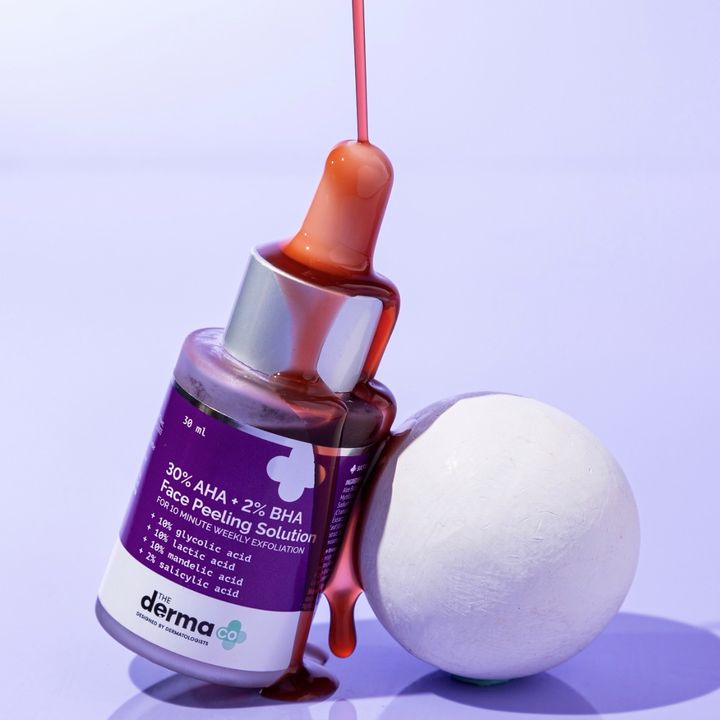 The Derma Co 30% AHA + 2% BHA Peeling Solution 10% Lactic Acid